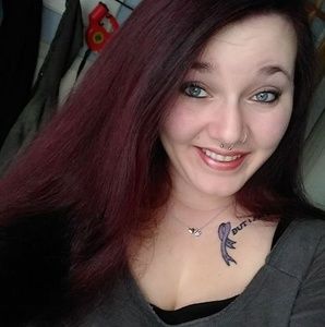 Meet your Posher, Shawna